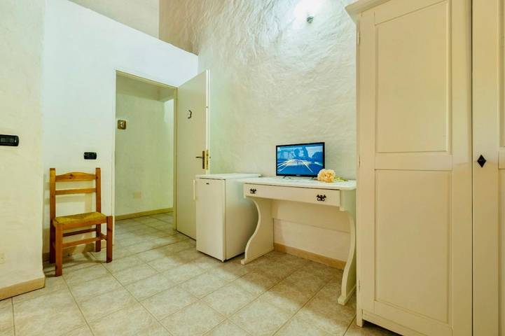 Location de vacances pour 2 personnes, avec jardin ainsi que vue et piscine à Carbonia - 4