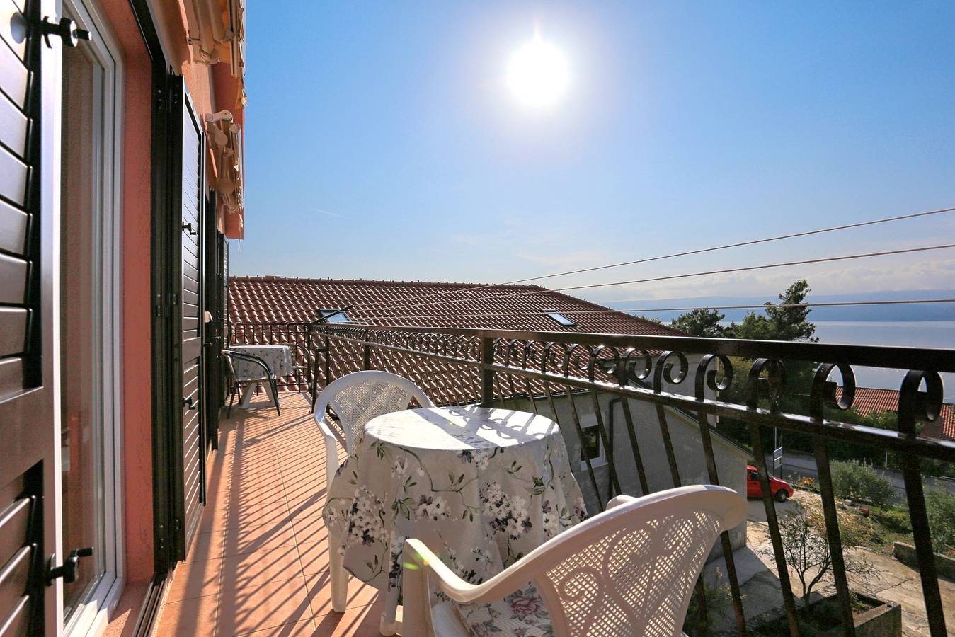 Ganze Wohnung, 1-Zimmer-Ferienwohnung mit Balkon und Meerblick Stanici, Omis A-1027-a in Stanici, Omis-Riviera