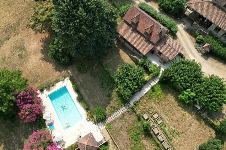 Maison d’hôte pour 5 personnes, avec Terrasse ainsi que Jardin et Piscine