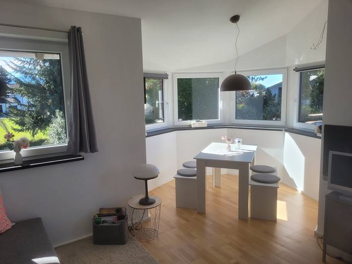 Ganze Ferienwohnung, Ferienwohnung Radlerweg - Ferienwohnung 35qm für max. 3 Personen in Gstadt am Chiemsee, Chiemsee