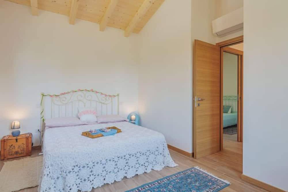 Casina del Sole in Lido di Camaiore, Camaiore
