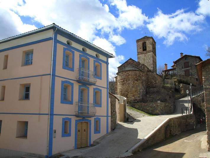 Maison de campagne pour 12 personnes, avec Balcon et Terrasse ainsi que Jardin et Vue à Bonansa
