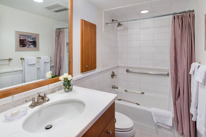 Vacation rental for 6 people, with hot tub and balcony in Aspen