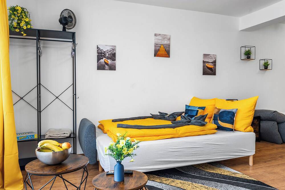 Appartement entier, Casatua Sun Design - Quiet - Workspace - Balcony - Trade Show - Wifi in Wuppertal, Bergisches Land