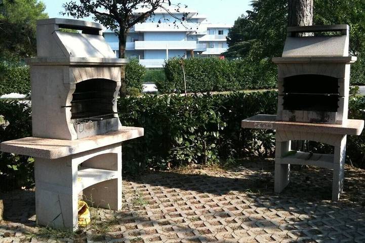 Villa mit pool für 6 Personen, mit Pool und Garten in Bibione - 3