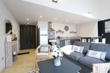 Gîte pour 4 personnes, avec jacuzzi à Beaumes-de-Venise