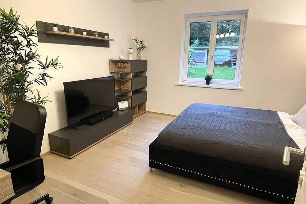 Fantastic apartment with Netflix in the Leechwald near Lkh in Graz, Steirerland