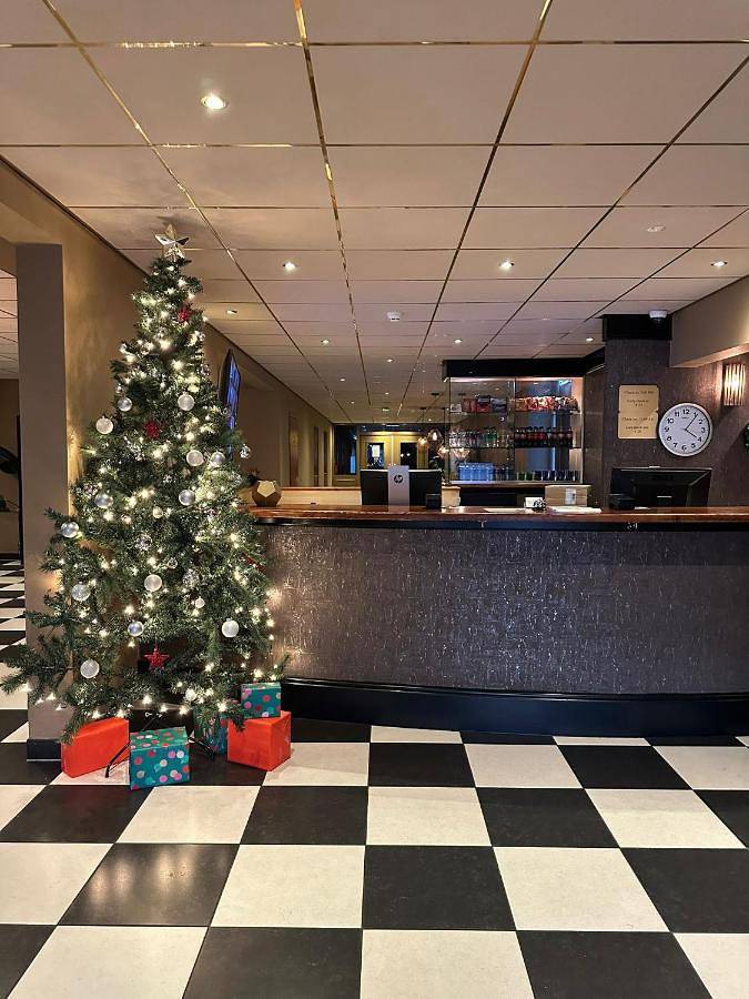 Hotel para 2 pessoas - 1