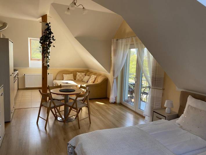 Ferienwohnung für 4 Personen, mit Ausblick und Garten sowie Balkon