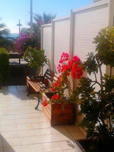 Gîte pour 5 personnes, avec piscine ainsi que jardin et vue à Cubelles - 2