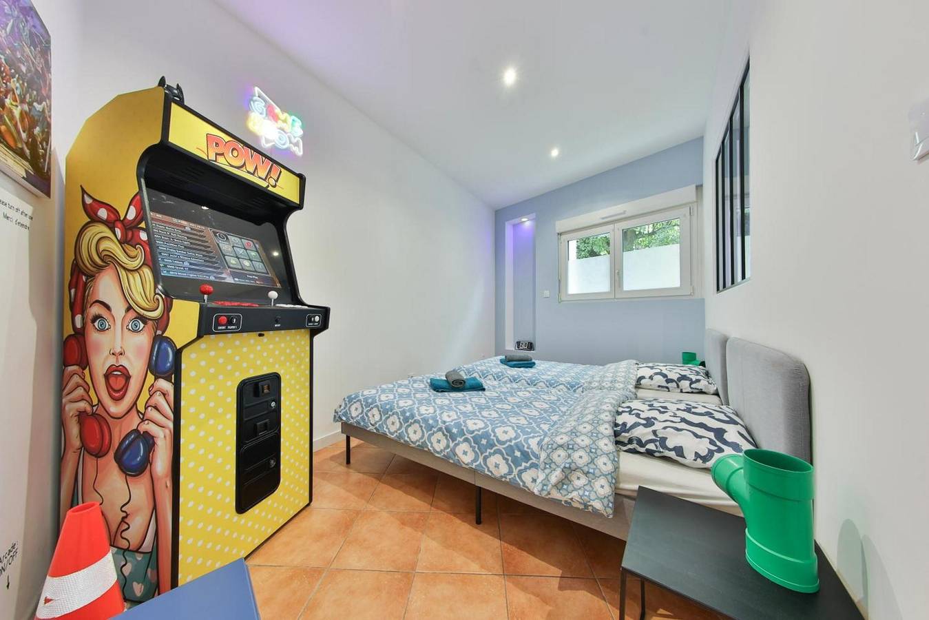 Apartamento entero, Apartamento 'Arkade - Sala de juegos cerca de la estación' con Wi-Fi in Mulhouse, Región de Mulhouse