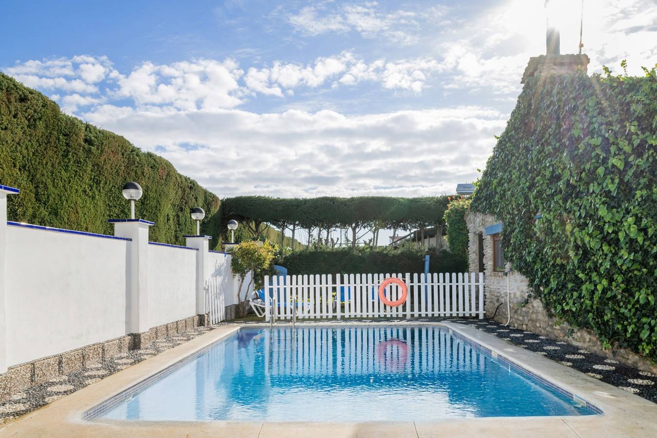 Casa vacacional 'Casa de Piedra' con piscina privada, Wi-Fi y aire acondicionado in Playa El Palmar, Vejer de la Frontera