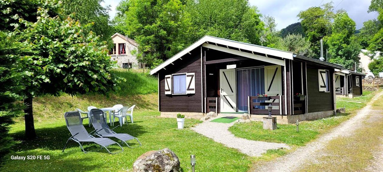 Les Chalets de Montorgueil in Saurat, Parc naturel régional des Pyrénées ariégeoises