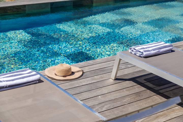 Villa pour 12 personnes, avec piscine et jardin, adapté aux familles