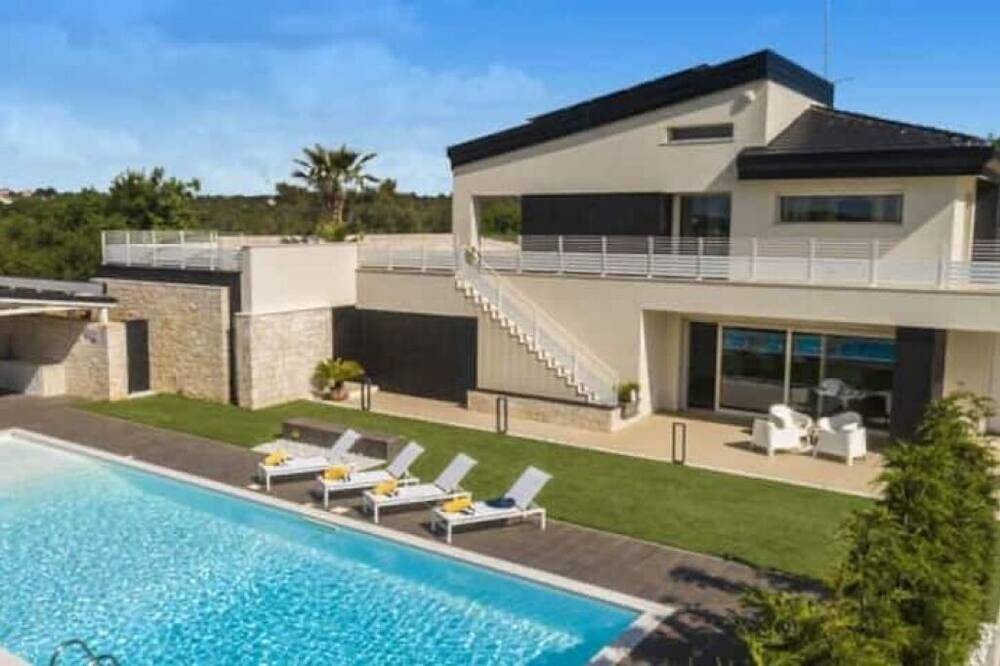 Panoramic villa with pool in Noci, Region de Bari