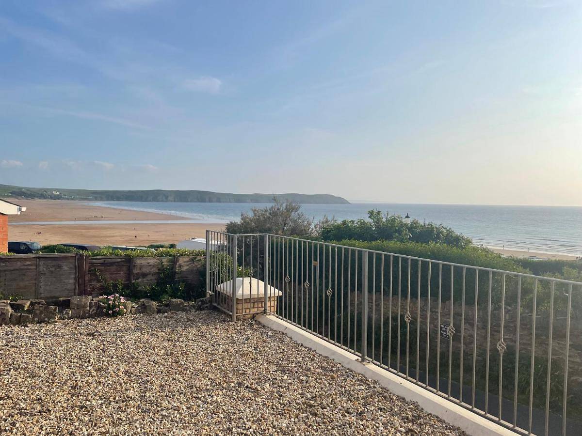 Entire apartment, Two-Bedroom Apartment in Woolacombe, Devon