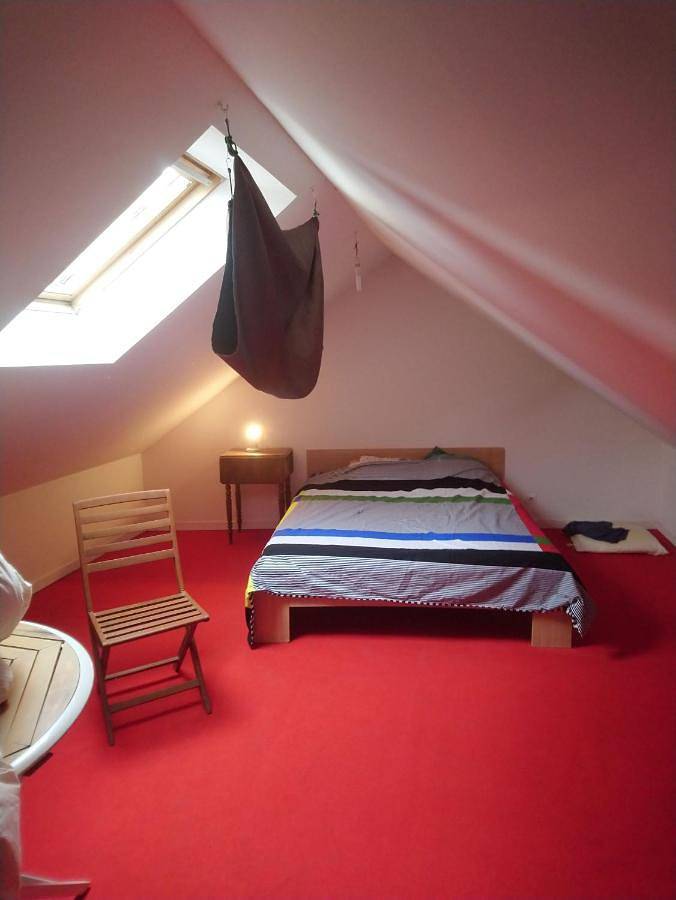 Cottage pour 2 personnes, avec terrasse, adapté aux familles à Ivoy-le-Pré