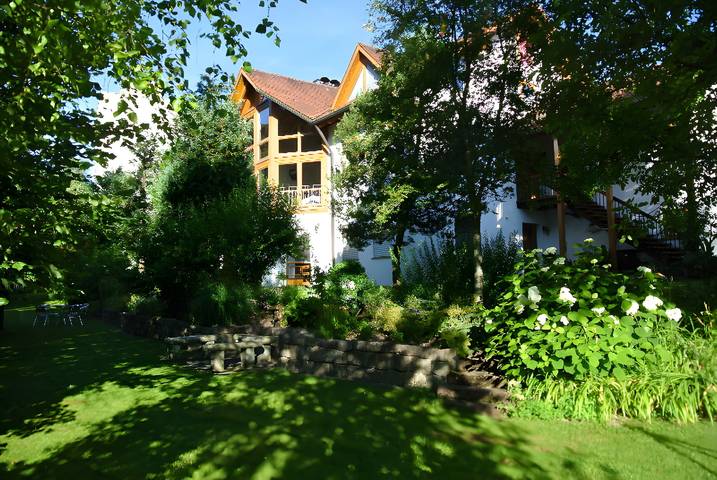 Apartamento entero, Bienvenidos al apartamento rural junto al río Lauter y al bosque in Indelhausen, Hayingen