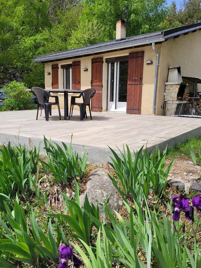 Location de vacances pour 8 personnes, avec jardin ainsi que terrasse et vue à Latour-de-Carol - 3