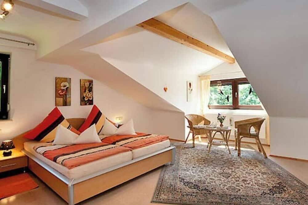 Ganze Wohnung, Ferienwohnung \"Sonnenfleckerl\" ca. 100 qm *****Dtv Klassifizierung in Drachselsried, Ostbayern