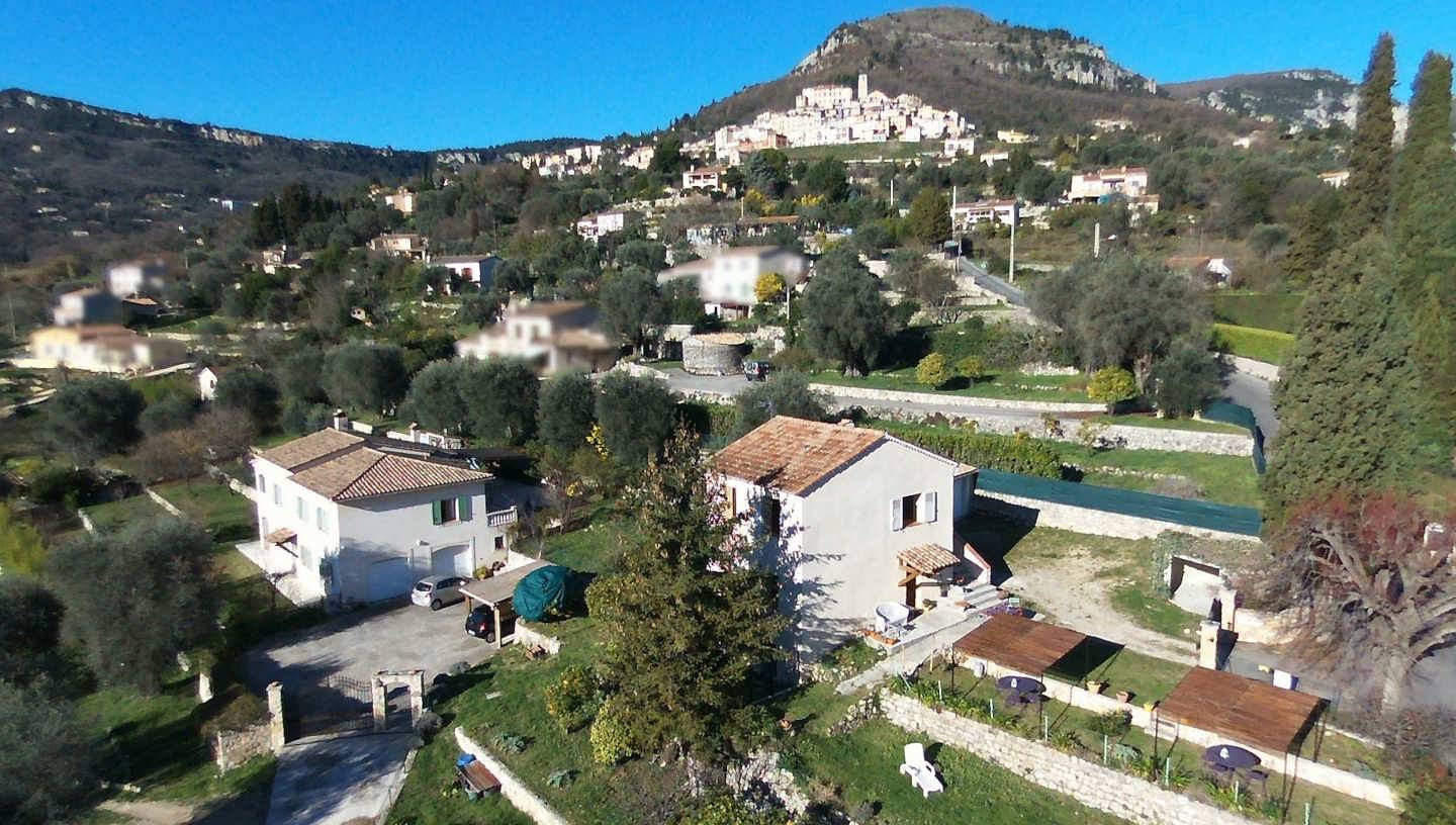 Apartamento vacacional entero, Locations-06, Maison de Noelie 1er etage 30mn Nice in Le Bar-sur-Loup, Region de Cannes