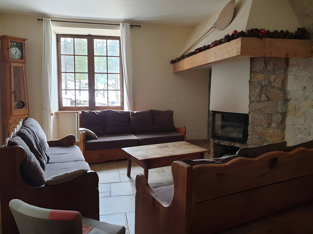 Gîte 'Jeantiane Les Alpes Fleuries': Bergblick, Private Terrasse, Wlan in Plainpalais (Les Déserts), Les Déserts