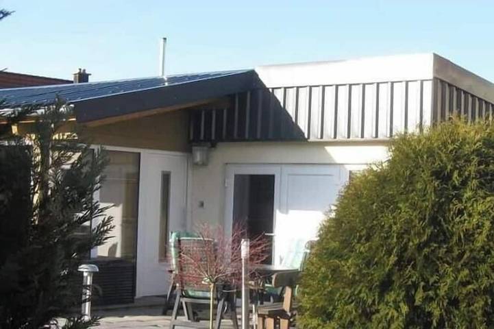 Bungalow für 4 Personen, mit Sauna und Balkon sowie Whirlpool und Garten in der Oberpfalz