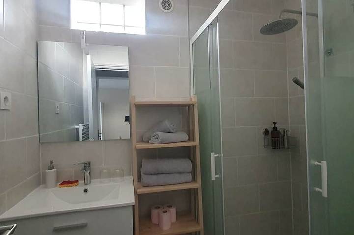 Gîte pour 3 personnes, avec jacuzzi à Houilles - 3