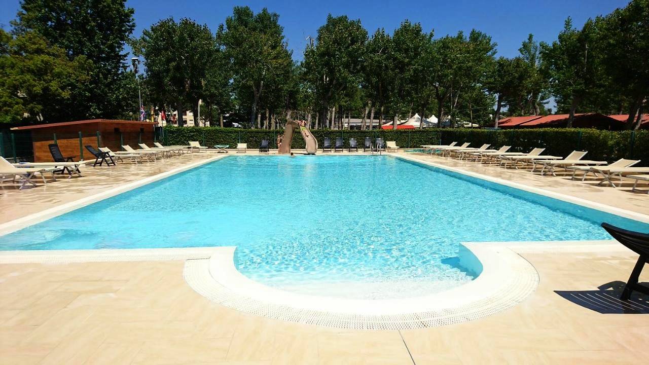 Camping Village Viareggio in Viareggio, Riviera Italienne