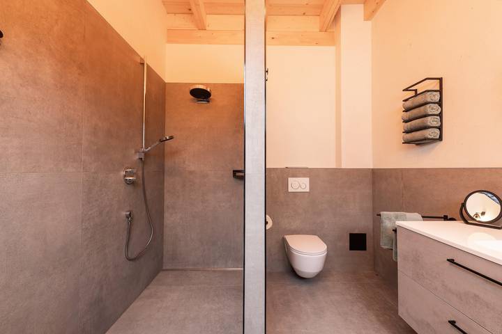 Ferienwohnung für 4 Personen, mit Balkon und Terrasse sowie Garten und Sauna im Stubaital - 3