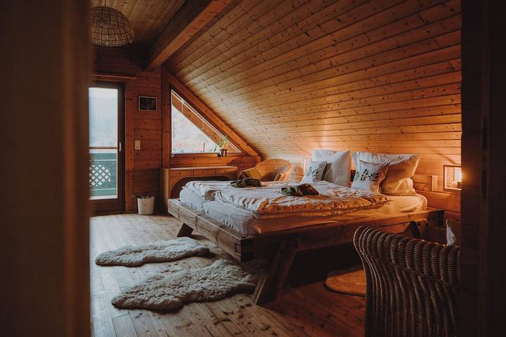 Chalet mit Kamin für 10 Personen 5 Dz Nähe Semmering Stuhleck Rax Schneeberg in Ternitz, Wiener Alpen in Niederösterreich