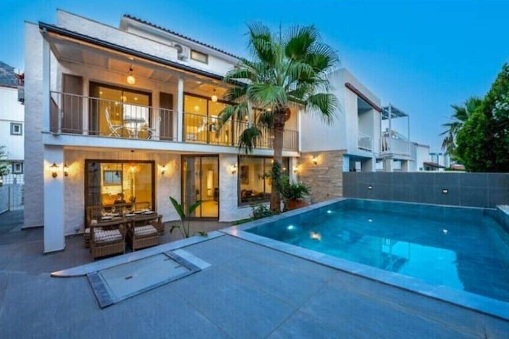Charming 3bed villa w\/ pool, very close to centre\n\n in Antalya, Provinz Antalya