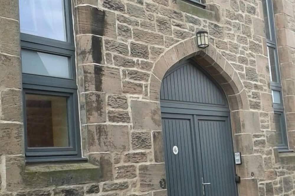 Templars Cottage - sleeps 2 guests in 1 bedroom in Tweedmouth, Northumberland