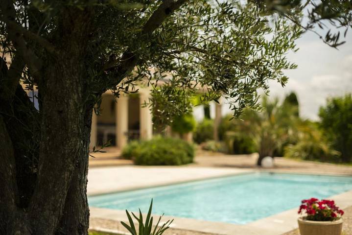 Villa pour 8 personnes, avec Terrasse ainsi que Jardin et Piscine