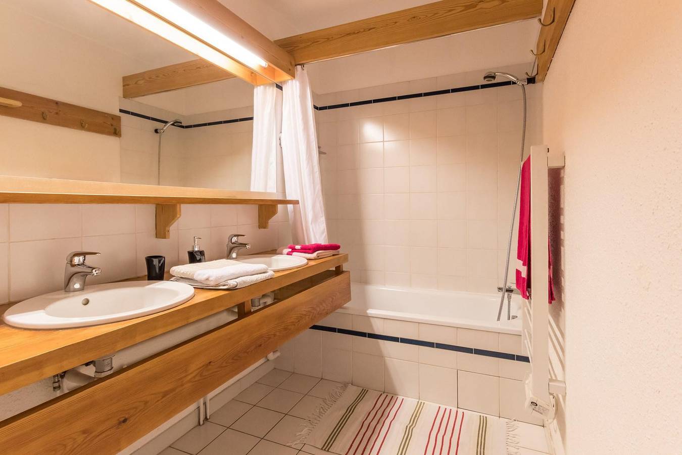 Apartamento entero, Résidence Chardons Bleus - Apartamento 3 piezas para 6 personas (303) in La Salle les Alpes, Serre Chevalier