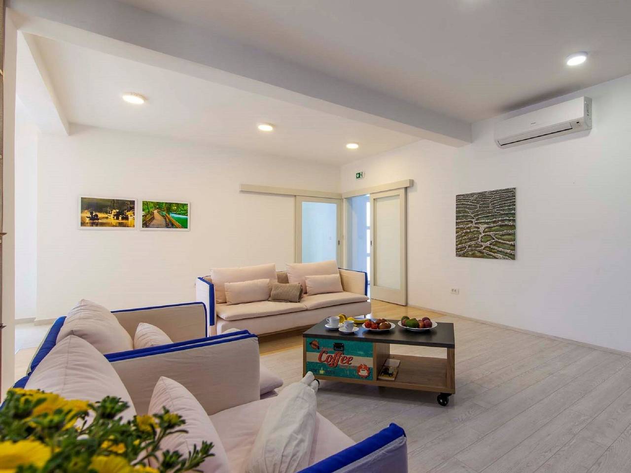 Charmante Villa mit Pool in Bilice, Šibenik-Knin