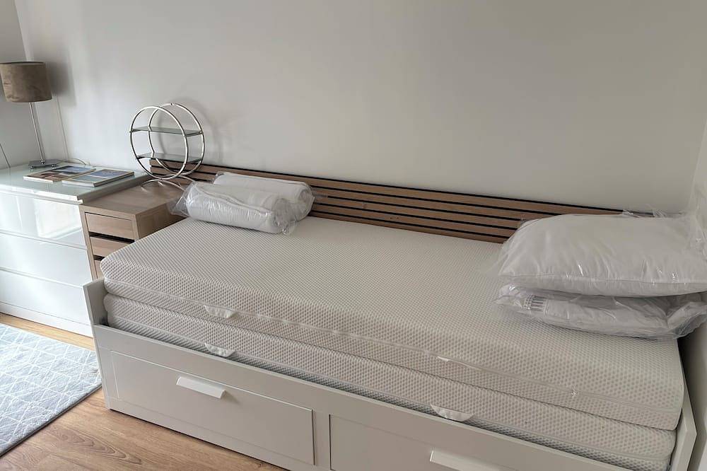 Maison pour 4 personnes 2 chambres jardin clos avec terrasse in Saint-Pol-de-Léon, Ceinture Dorée