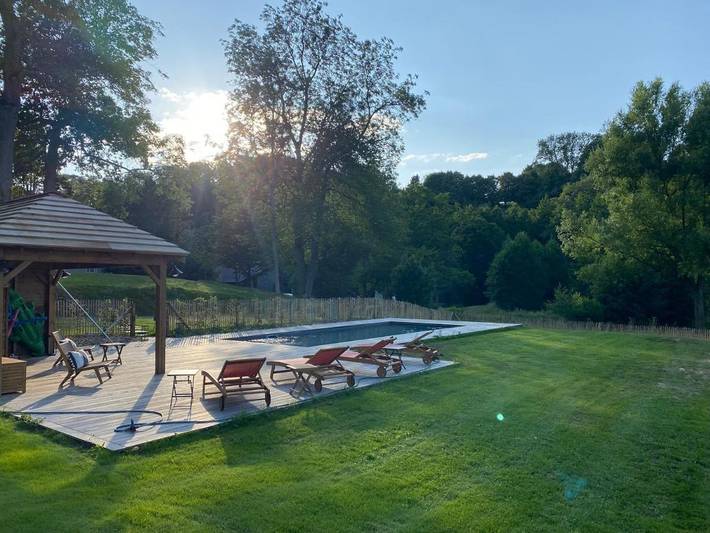 Location de vacances pour 12 personnes, avec vue et vue sur le lac ainsi que jardin et piscine à Glanville - 2