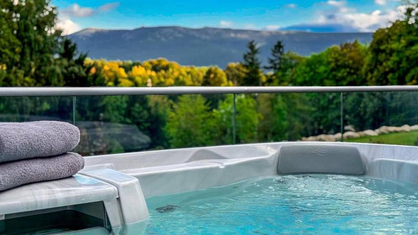 Apartamento de vacaciones para 4 personas, con vistas además de piscina y terraza - 1