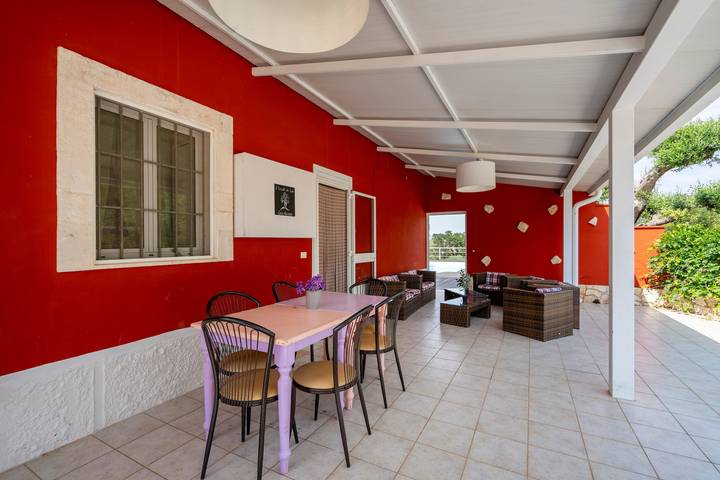 Villa 'Casale Dello Zio, Private Wood' con piscina privada, Wi-Fi y aire acondicionado in Castellana Grotte, Region de Bari