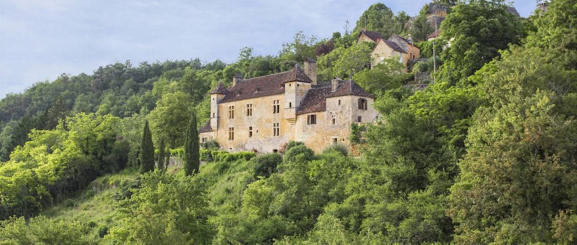 Château pour 8 personnes avec vue in Mauzens-et-Miremont, Périgord Noir
