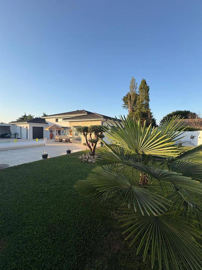 Villa για 7 άτομα, με πισίνα και ταράτσα στο Μπορντό