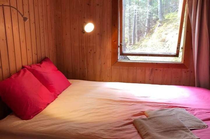 Cottage - Schlafmöglichkeiten für 6 - Parkplatz - Terrasse in Levanger
