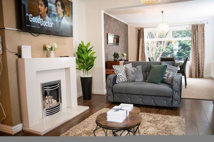 Location de vacances pour 10 personnes, adapté aux familles à Bury