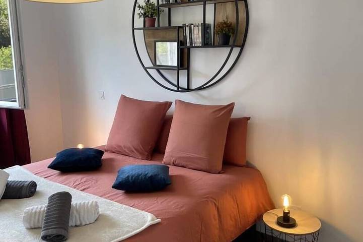 Location de vacances pour 6 personnes, avec jardin et balcon dans Gare De La Bourboule - 2