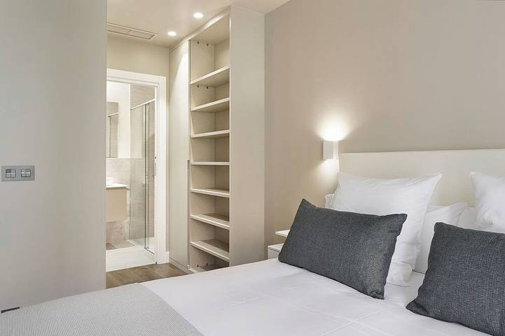 Entire apartment, Elkano in Kontxa hondartza - Playa de la Concha (San Sebastian), San Sebastian