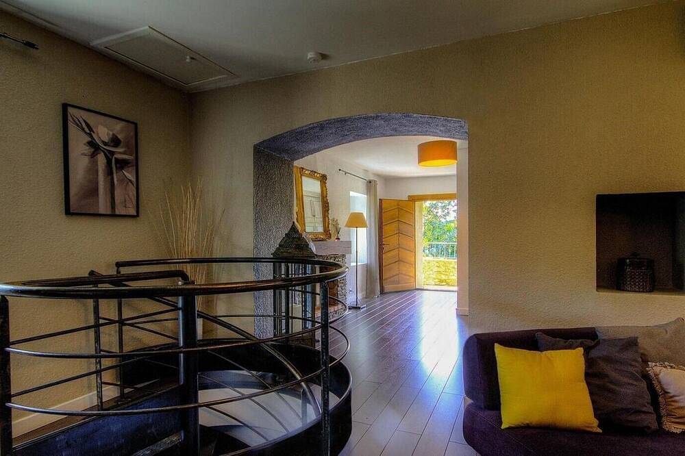 Charming stone house with heated pool in a 5000m2 estate in Santa Lucia di Moriani, Corte e dintorni