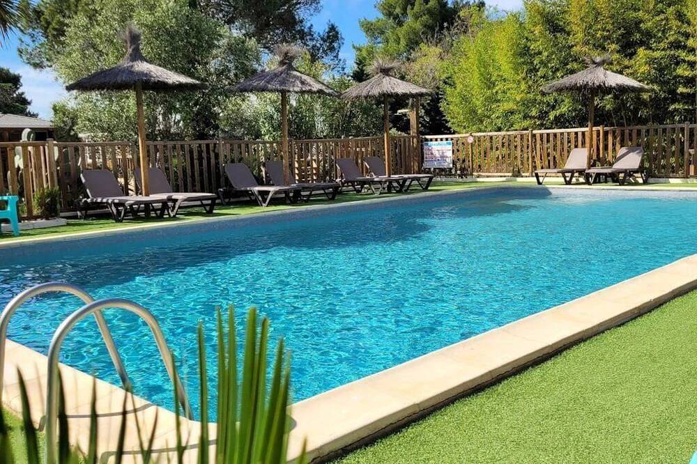 Zecamping 3 étoiles parc aquatique et piscine chauffée locatif 20m2 in Pézenas, Côte méditerranéenne (France)