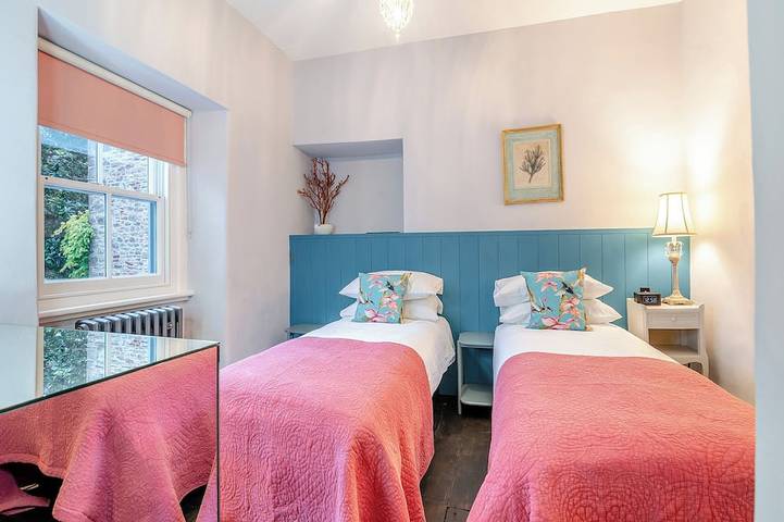 4 Schlafzimmer Unterkunft in Wells in Wells, Somerset