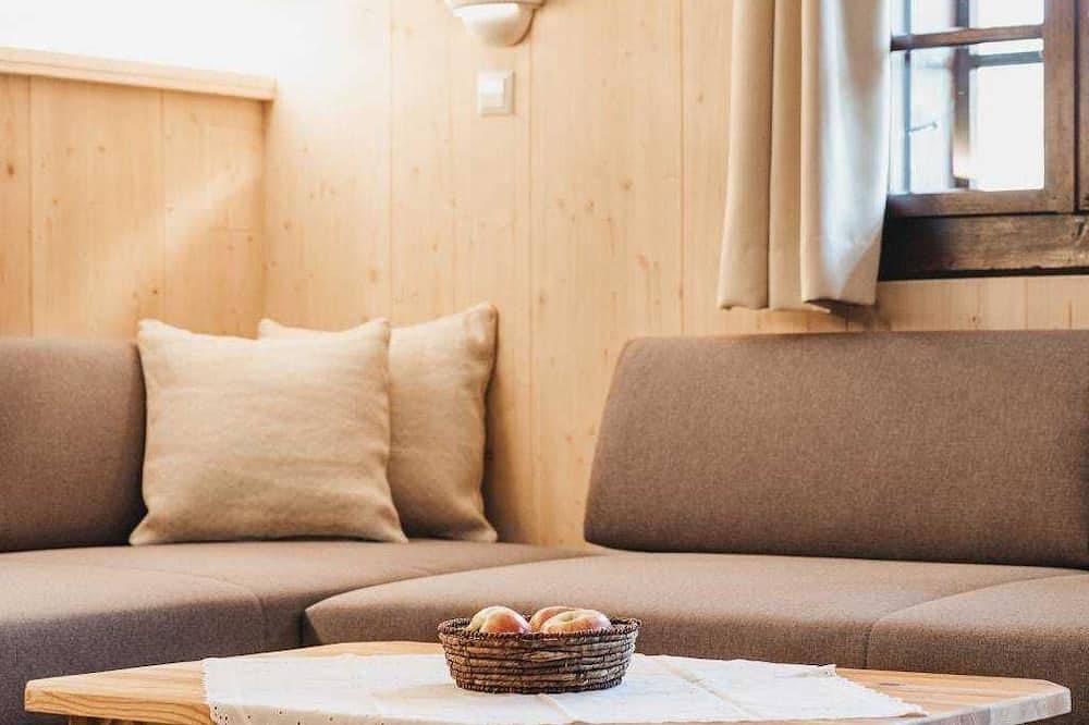 Appartement Schwindelfrei - Naturel Hoteldorf Schönleitn in Karawanken und Bachergebirge, Finkenstein am Faaker See